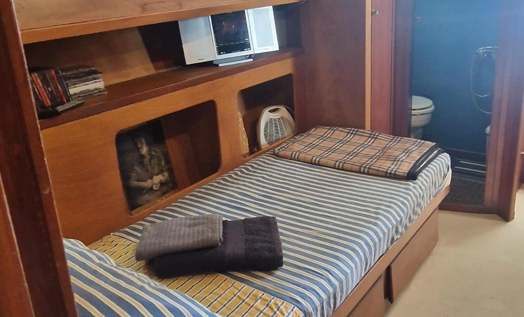 Hotel Salvador Bahia Boat And Breakfast à Ostie Bateau-hôtel