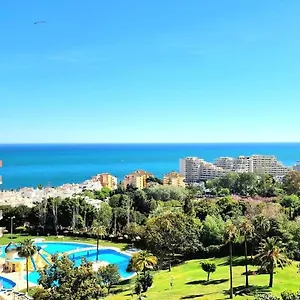 https://acogedorapartamentopiscina-vistas-terraza.1costadelsol.com