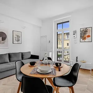 https://loreto-duomo-centrale-moderno-wifi.italymilanhotels.net