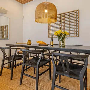 https://villa-alhambra.1costadelsol.com