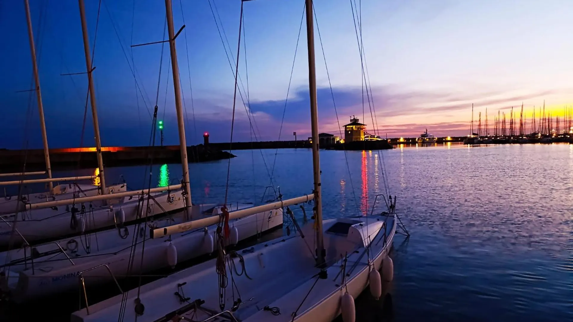 Salvador Bahia Boat And Breakfast Hotel Lido di Ostia 0*,  Italy